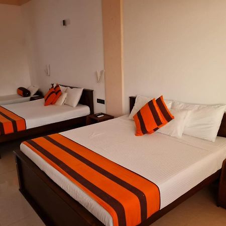Grace Beach Resort By Travel Corners Negombo Ngoại thất bức ảnh