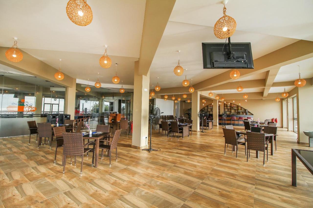 Grace Beach Resort By Travel Corners Negombo Ngoại thất bức ảnh