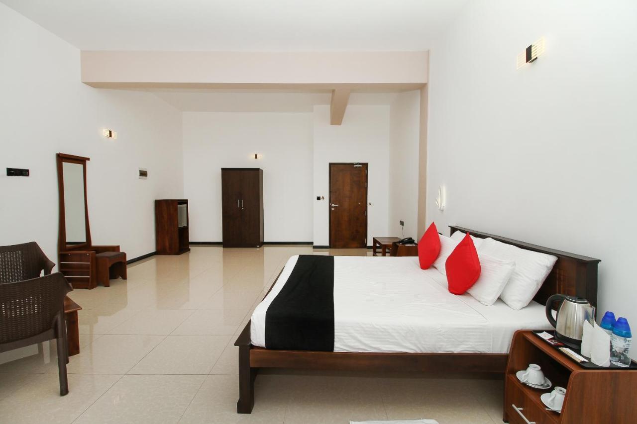 Grace Beach Resort By Travel Corners Negombo Ngoại thất bức ảnh