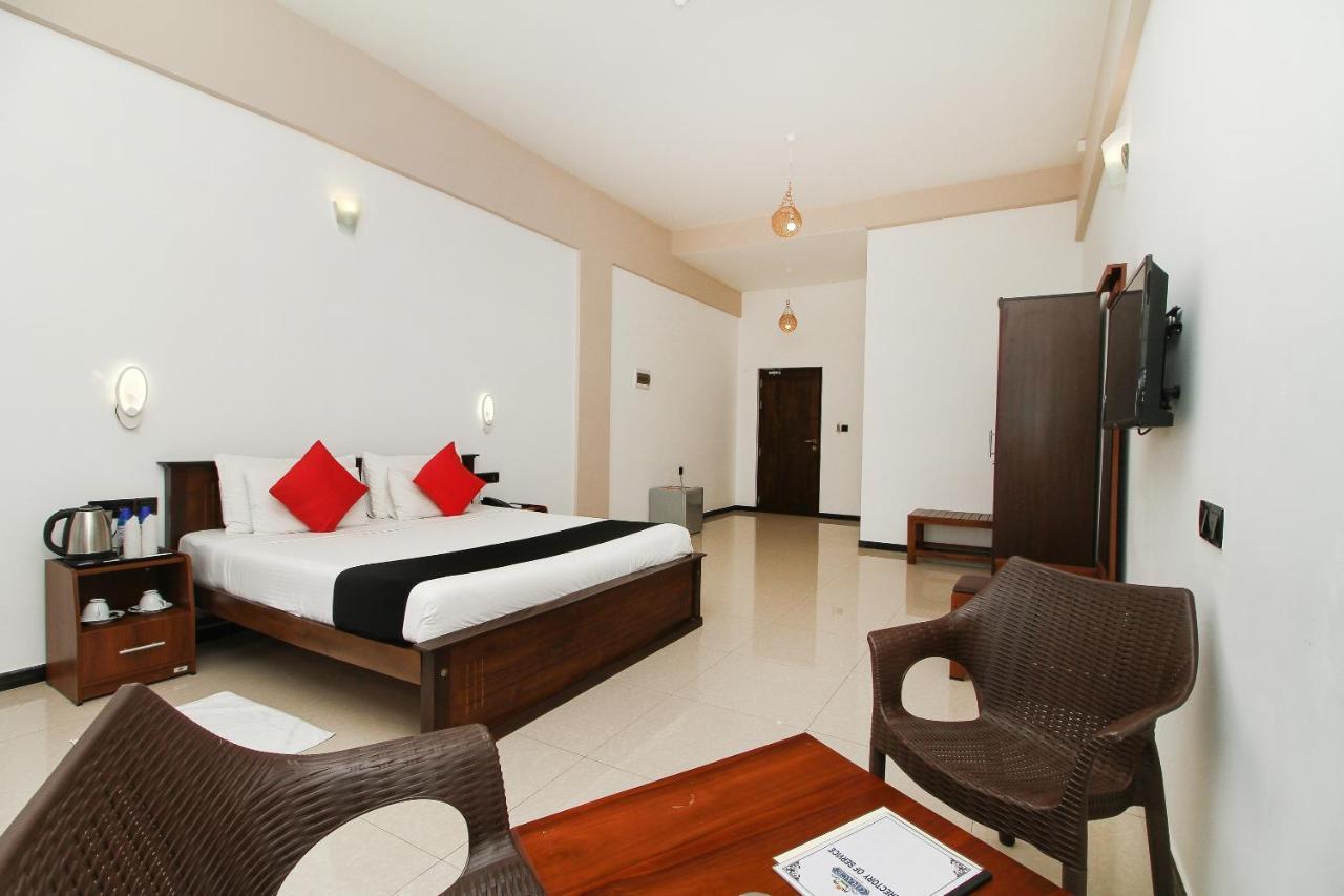 Grace Beach Resort By Travel Corners Negombo Ngoại thất bức ảnh